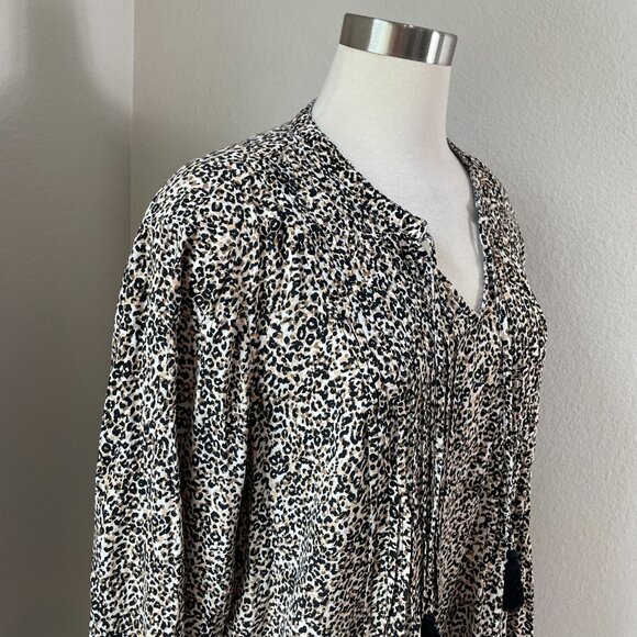 Old Navy Womens Plus XXL Animal Print Tunic Top Front Tassel Tie Shirt - Picture 2 of 13